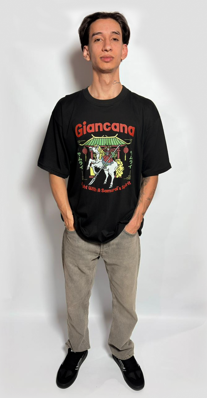 Remera Giancana Samurai Oversize